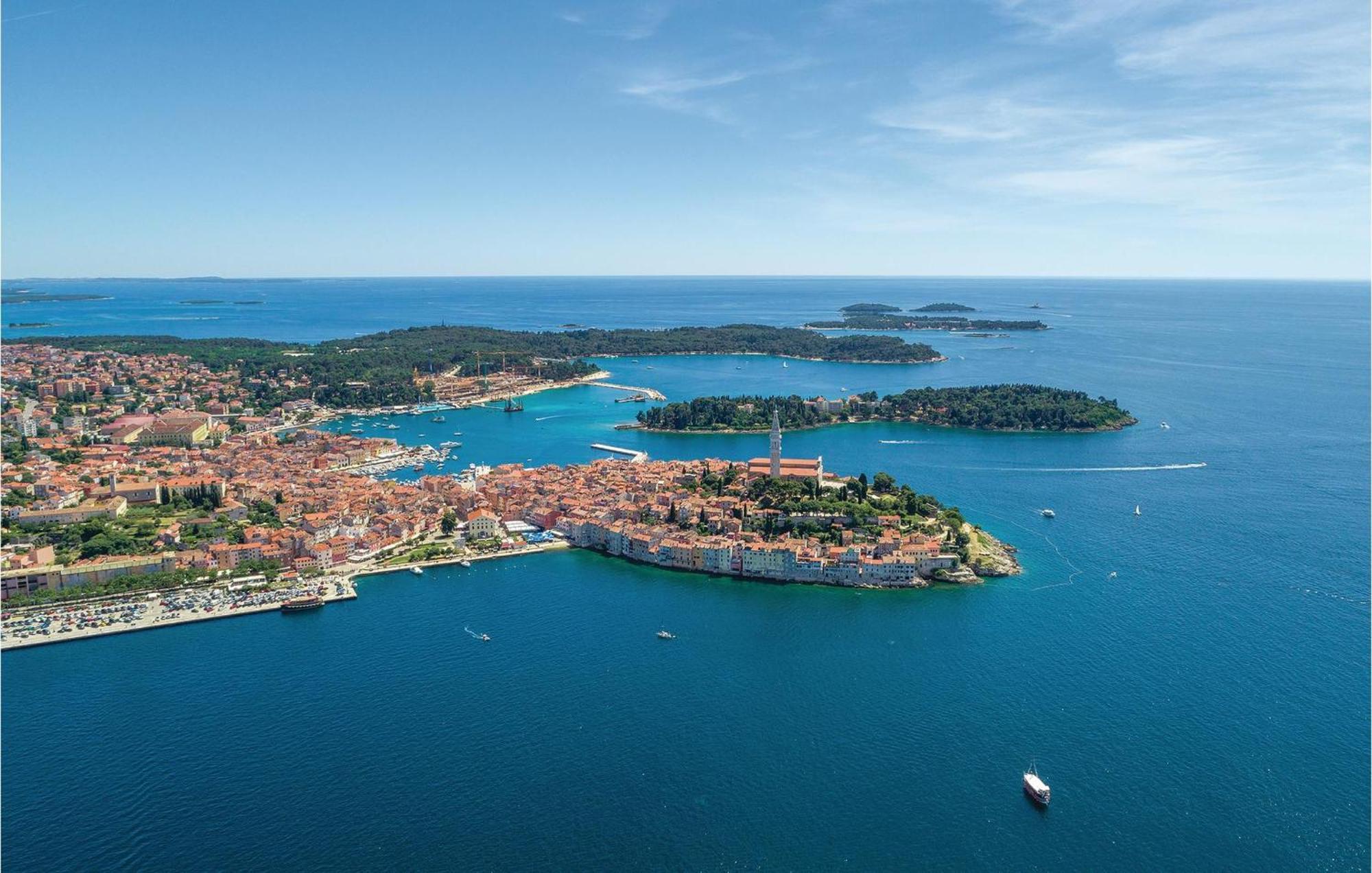 Amazing Apartment In Rovinj With Wifi Kültér fotó