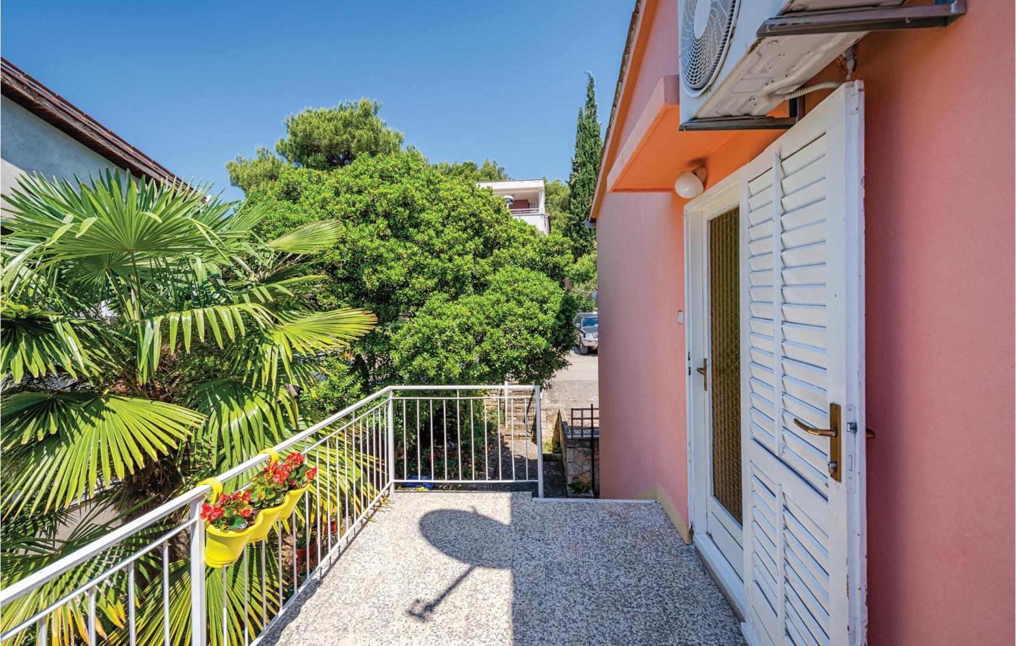 Amazing Apartment In Rovinj With Wifi Kültér fotó