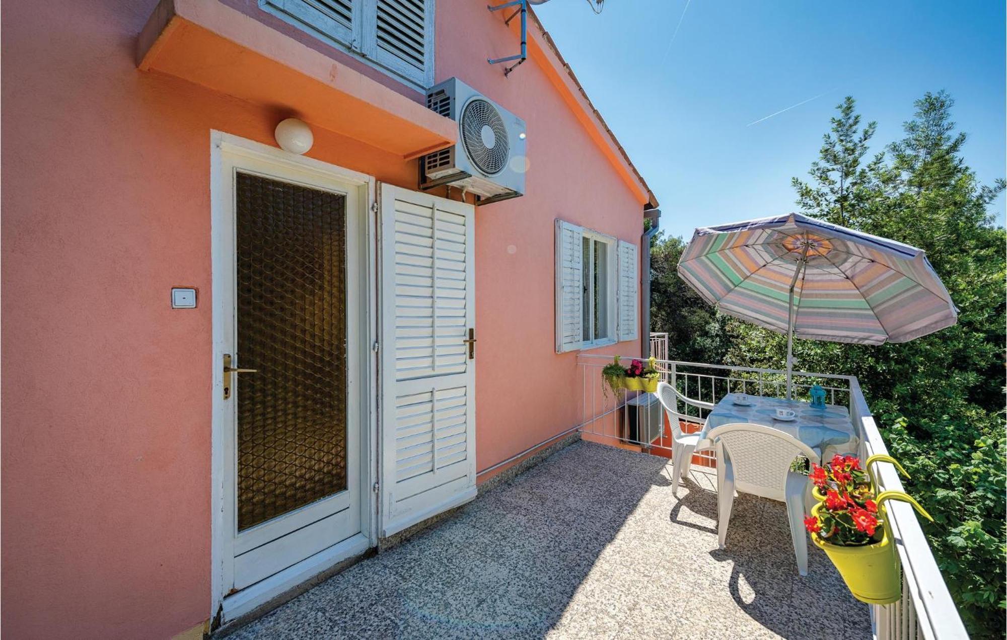 Amazing Apartment In Rovinj With Wifi Kültér fotó